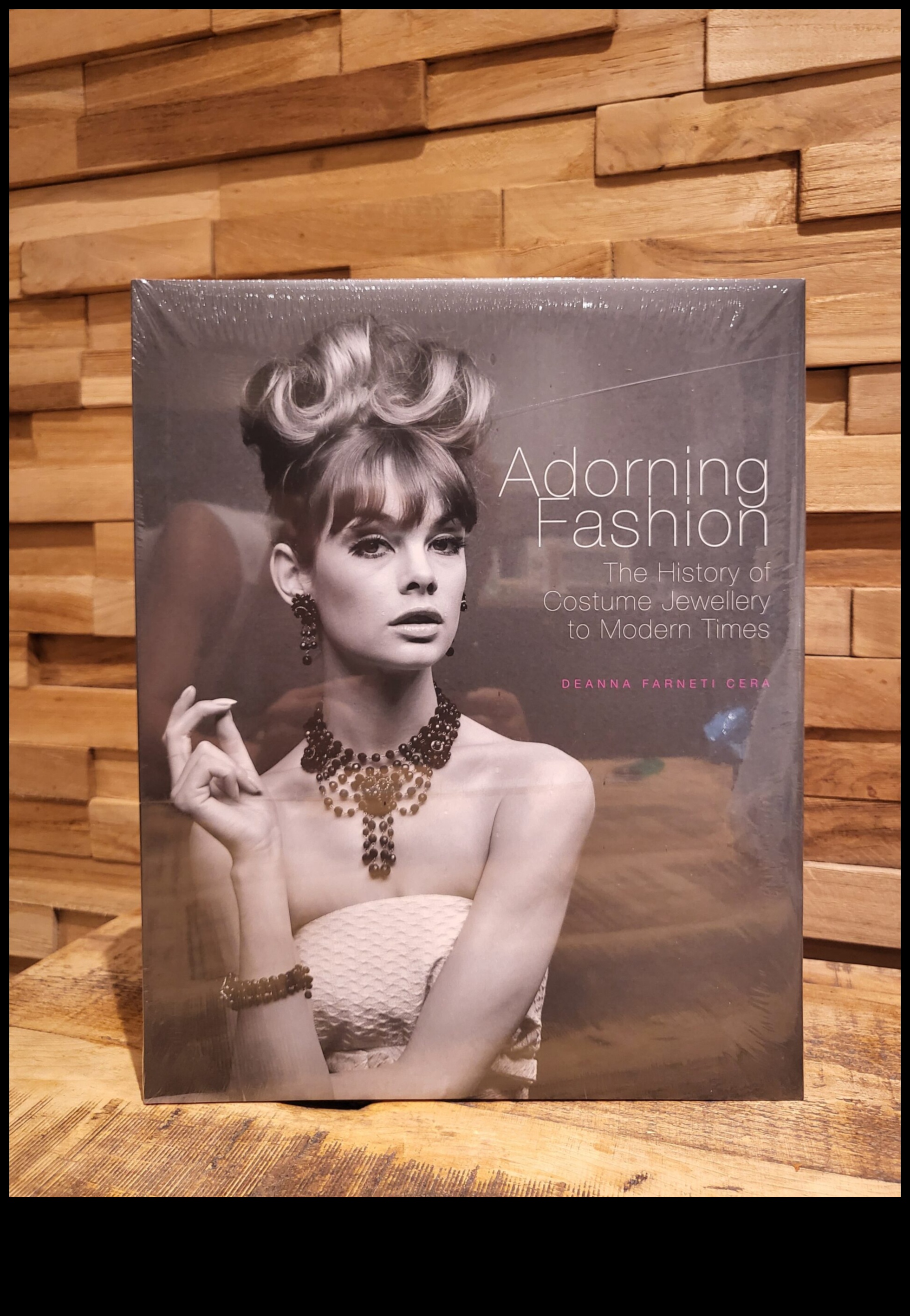 Modes juvelierizstrādājumu hronikas: jūsu stilīgais ceļojums sākas