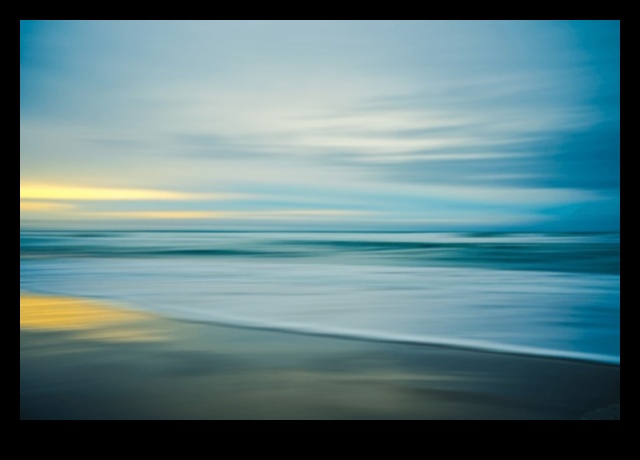 Tirkīza mierīgums: Kanāla mierīgums ar okeāna nokrāsām