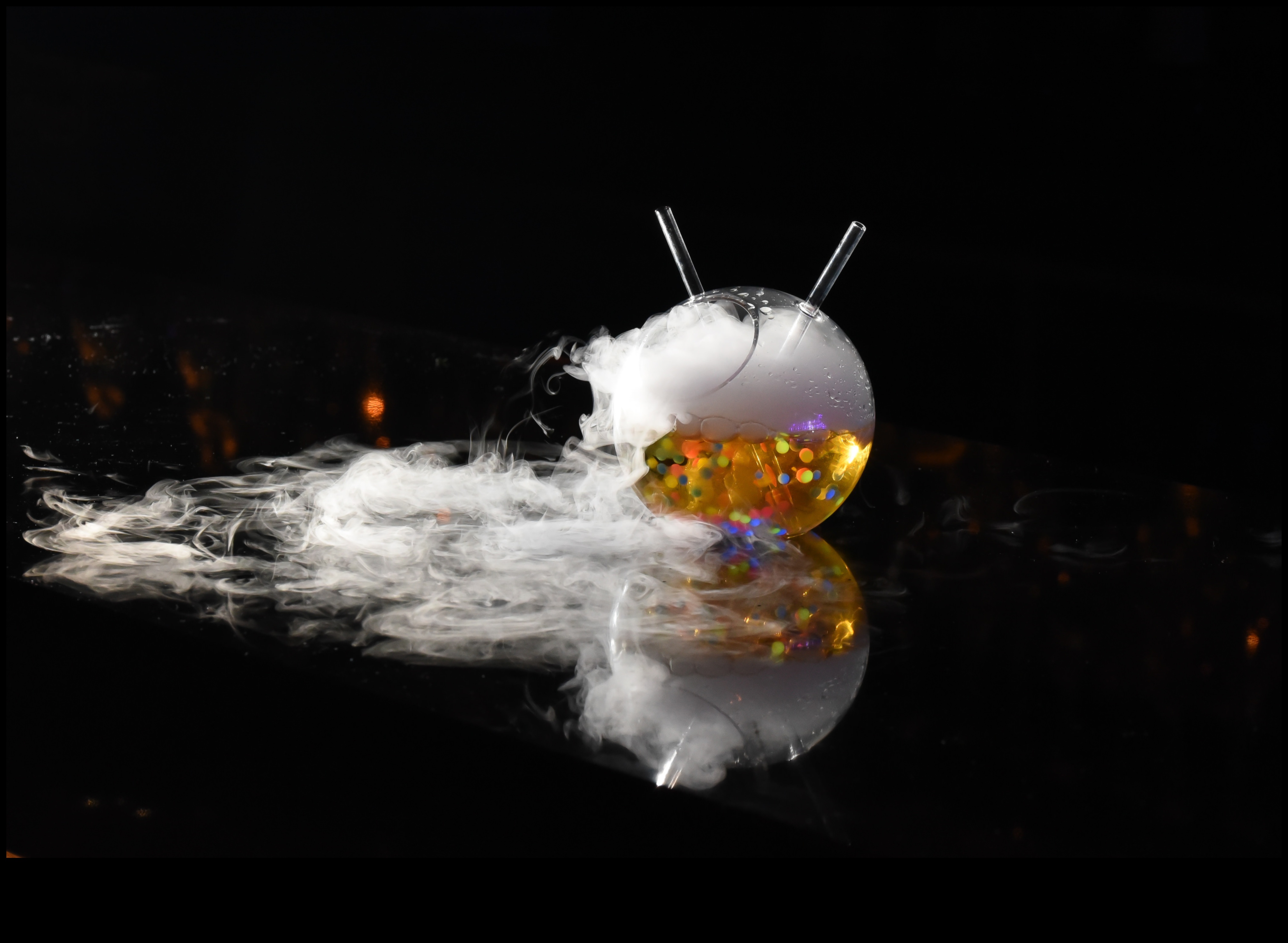 Kulinārijas radošums ar molekulāro miksoloģiju: unikālu kokteiļu izgatavošana