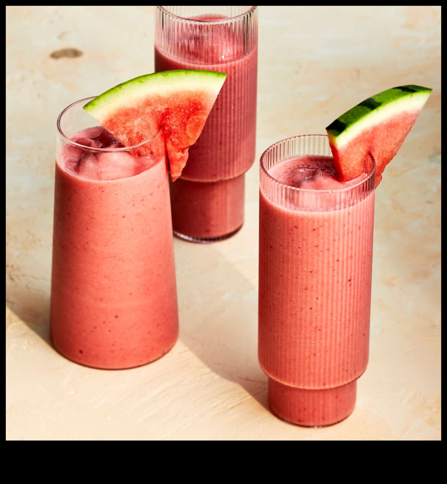 Vasaras malki un amatniecība: DIY projekti dzērienu atsvaidzināšanai