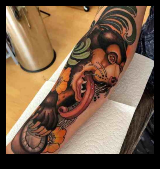 Svari un kažokādas: dzīvnieku tetovējumu mākslas atklāšana