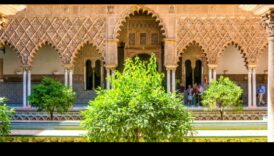 Golden Alcazar: Spānijas piļu mākslinieciskās reprezentācijas