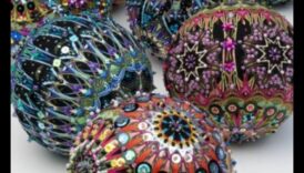 Bagātīgi ornamenti: izrotājiet sevi greznā elegance