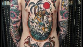 Mūžīgā klasika: laika pārbaudīts skaistums tradicionālajos tetovējumu stilos